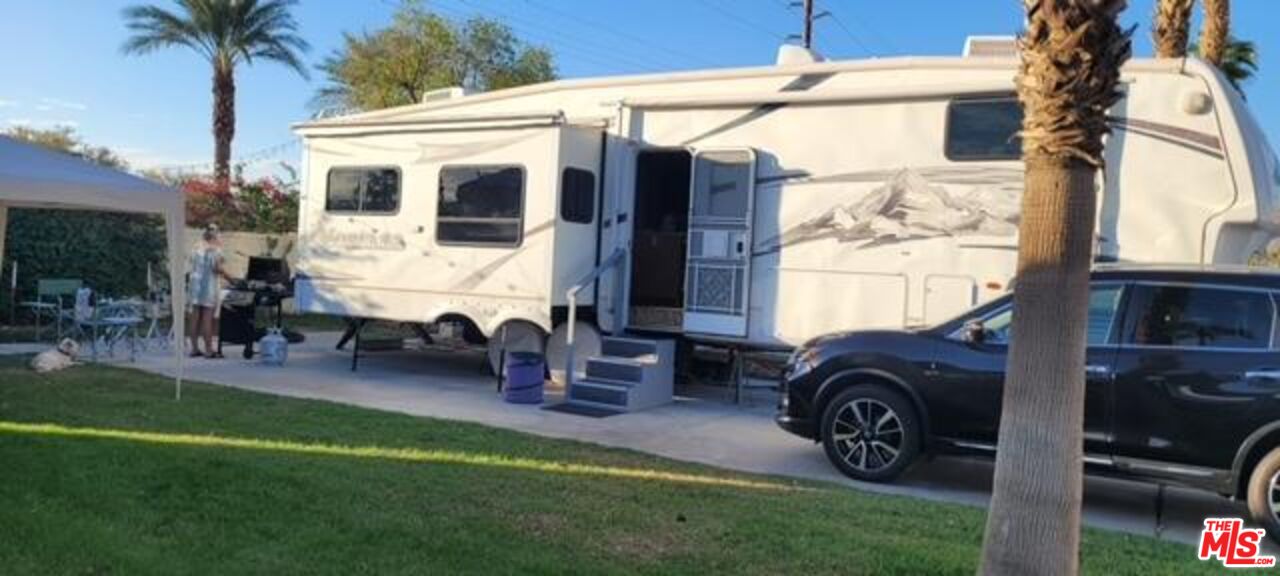 84136 Ave 44, Unit 322 Indio, CA 92203 - Photo 3 of 15