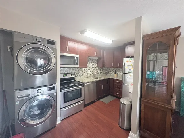 $335,000 | 75-77 Colonel Bell Drive, Unit 7711, Brockton, MA 02301