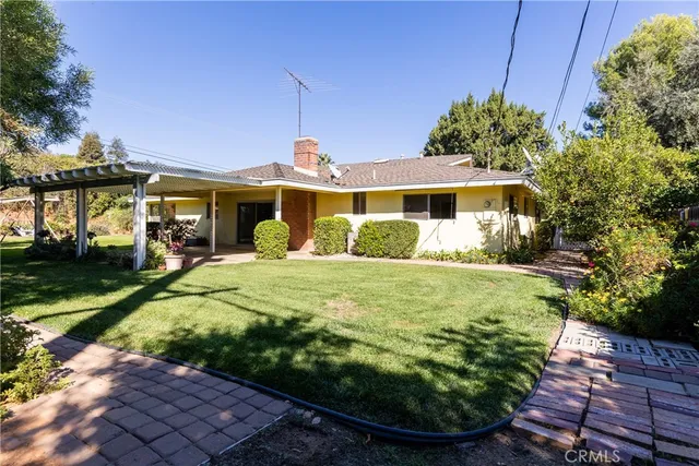 $725,000 | 12952 Club Drive, Redlands, CA 92373