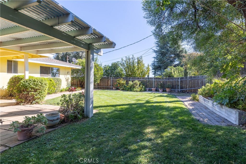 12952 Club Drive Redlands, CA 92373 - Photo 9 of 35 a view of a back yard