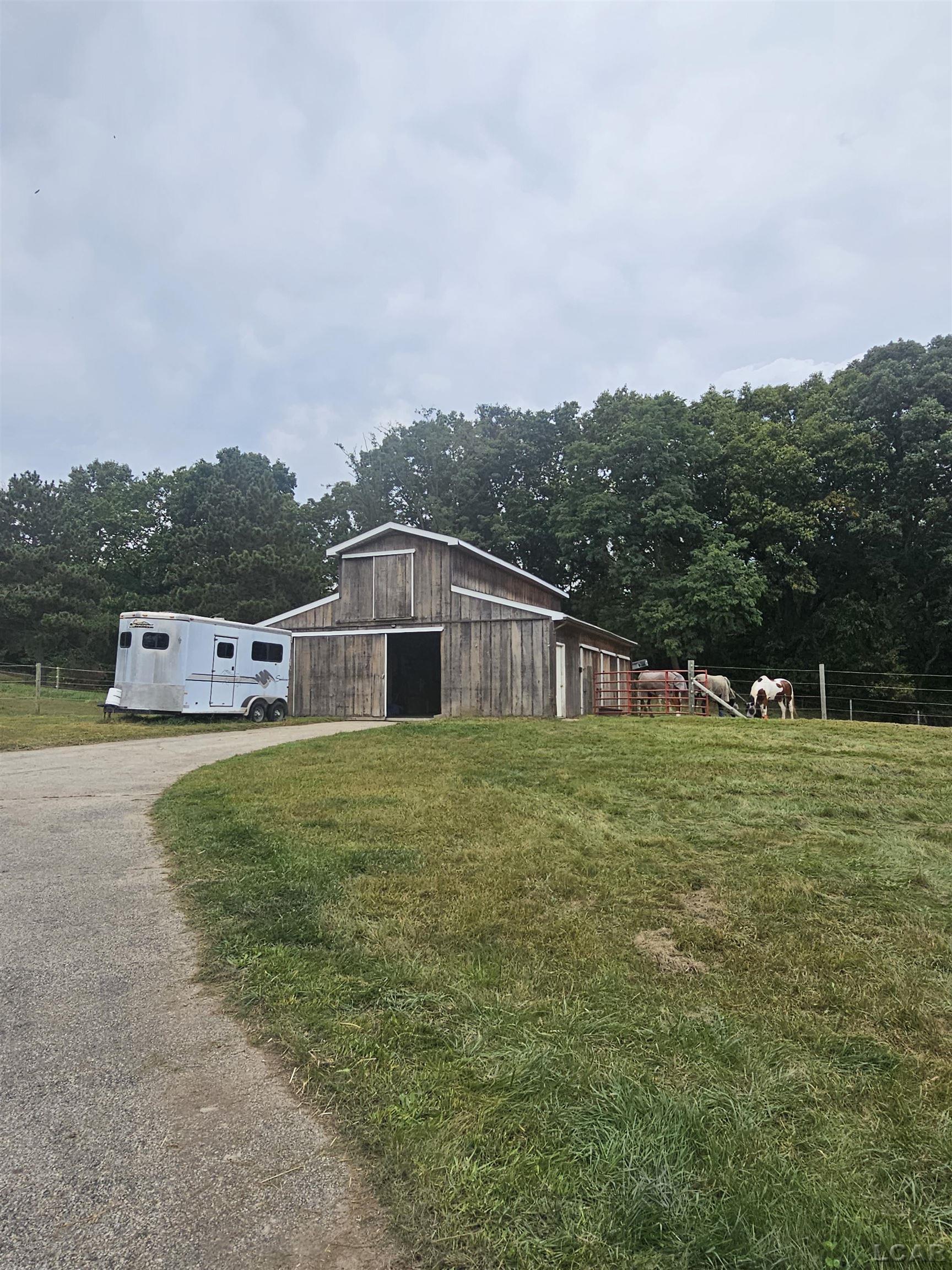 5776 Tripp Road Tipton, MI 49287 - Photo 9 of 47 50124216-8.JPG