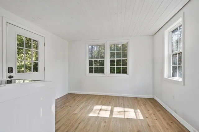 $469,000 | 28 Holly Drive, Gardner, MA 01440