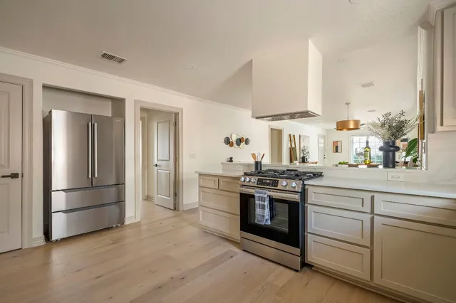 $1,199,999 | 3801 Avenue H, Austin, TX 78751