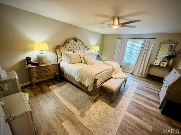 $579,000 | 318 Regents Park Avenue, Wentzville, MO 63385