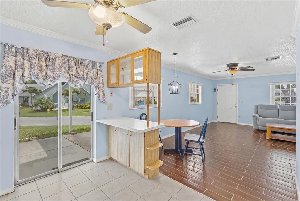 6643 Kelsey Lane, Unit 4B New Port Richey, FL 34653 - Photo 7 of 47