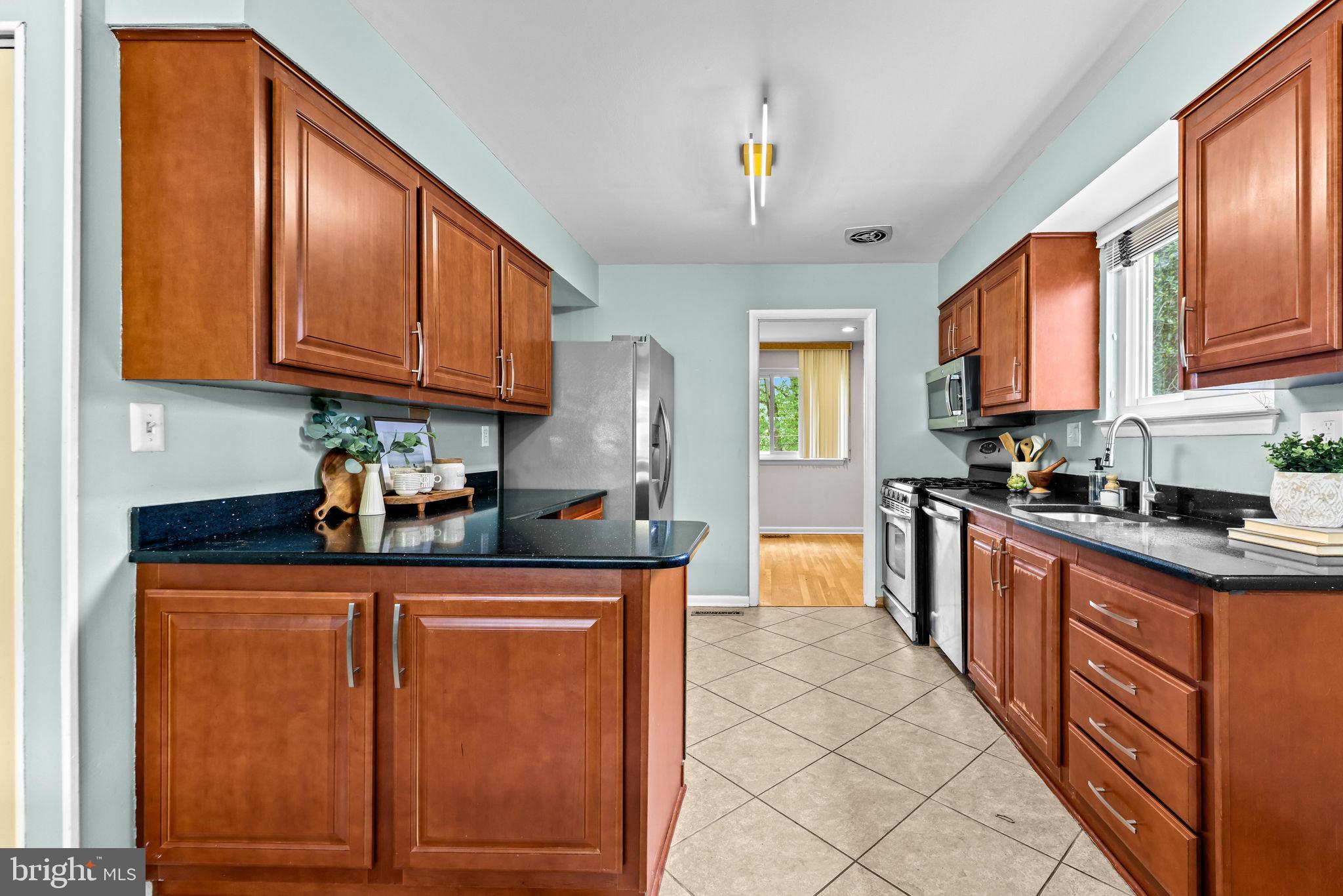 8227 Brattle Road Pikesville, MD 21208 - Photo 10 of 40
