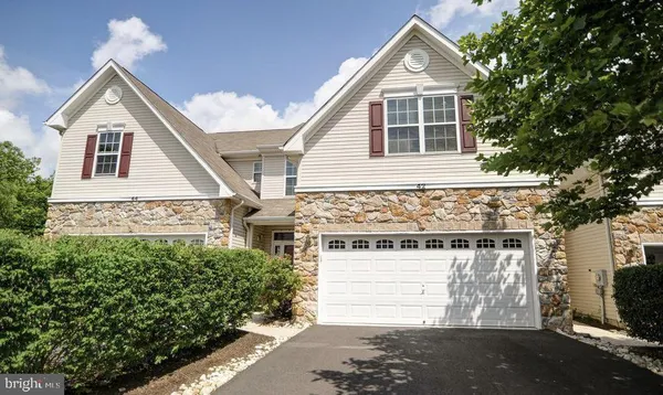 $3,900 | 42 Haddon Court, Pennington, NJ 08534