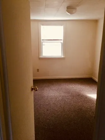 $1,100 | 245 County Street, Unit 10, Fall River, MA 02723
