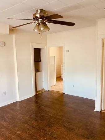 $1,100 | 245 County Street, Unit 10, Fall River, MA 02723