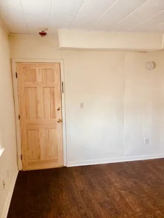 $1,100 | 245 County Street, Unit 10, Fall River, MA 02723