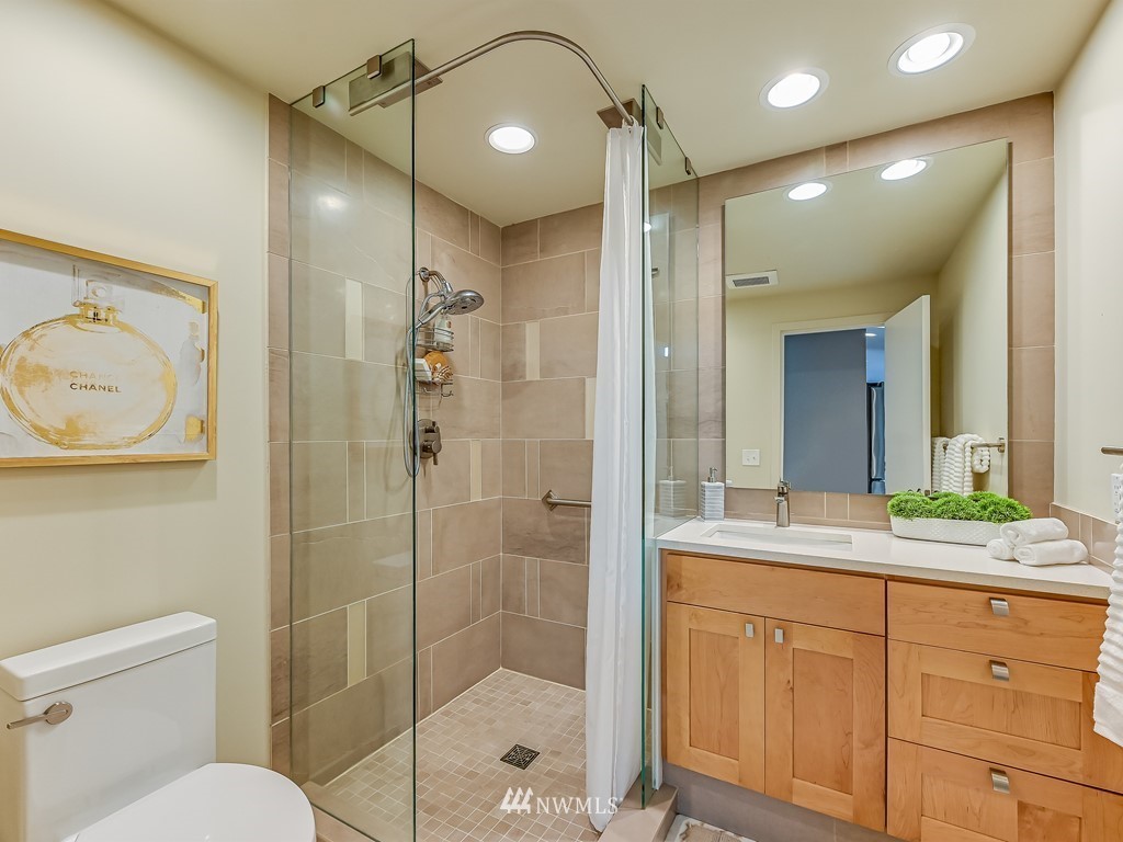 14525 Tiger Mountain Road Southeast Issaquah, WA 98027 - Photo 17 of 24 Gallery Image 17