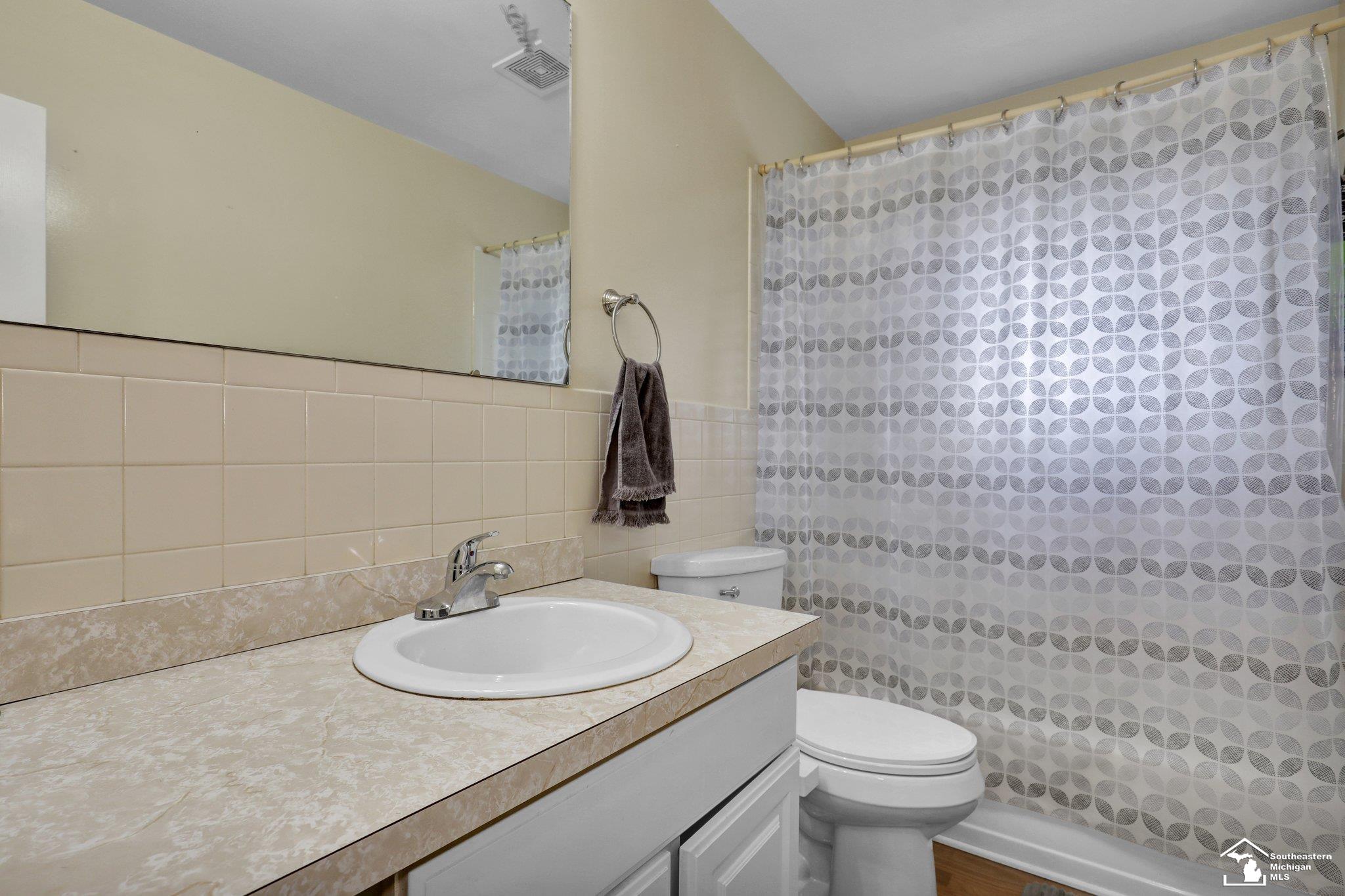 3201 Hepfer Road Lansing, MI 48911 - Photo 21 of 36 50120007-20.JPG