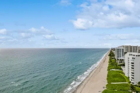 $385,000 | 3310 South Ocean Boulevard, Unit 528D, Highland Beach, FL 33487