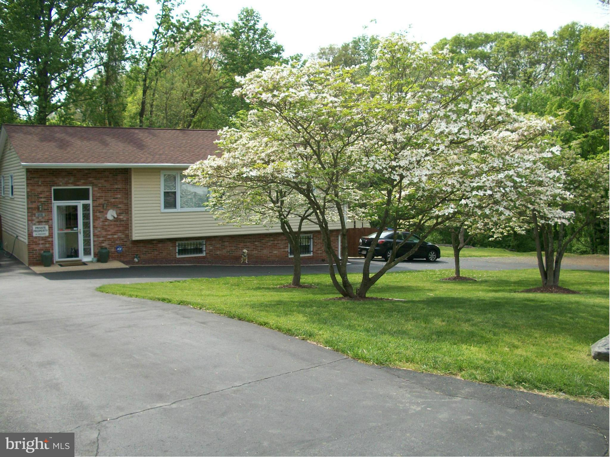 9560 North Laurel Road Laurel, MD 20723 - Photo 2 of 30 Exterior (Front)