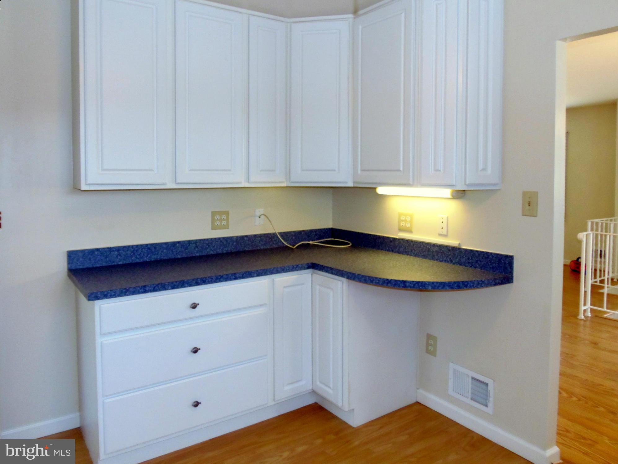 9560 North Laurel Road Laurel, MD 20723 - Photo 12 of 30 Kitchen