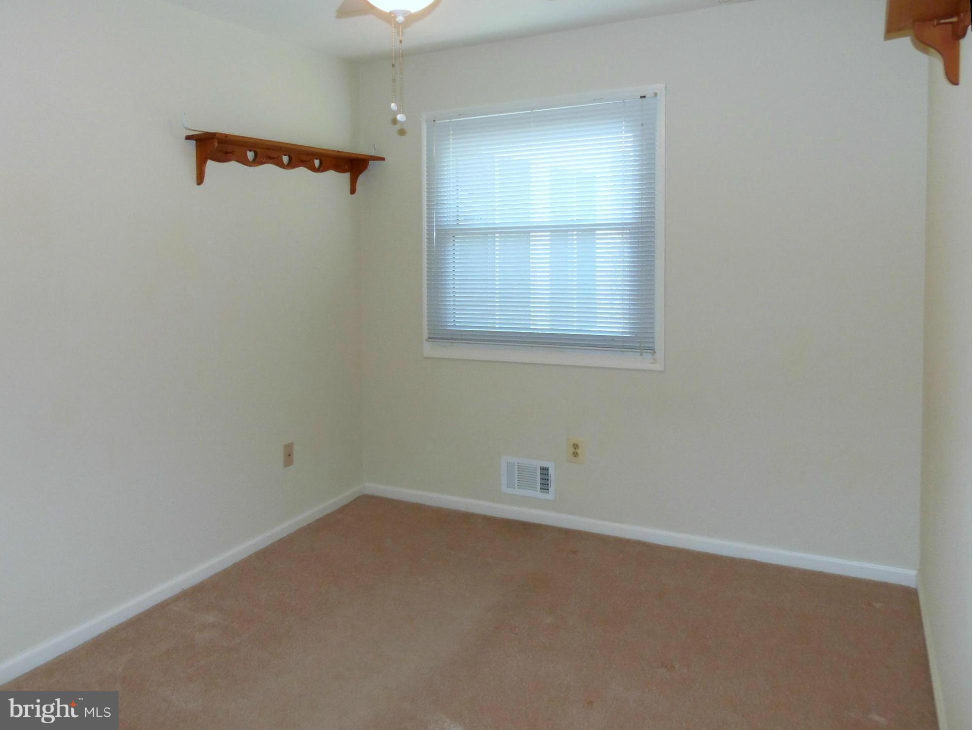 9560 North Laurel Road Laurel, MD 20723 - Photo 16 of 30 Bedroom 2