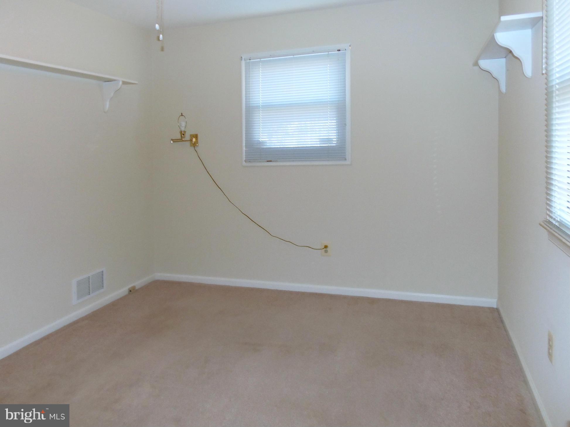 9560 North Laurel Road Laurel, MD 20723 - Photo 17 of 30 Bedroom 3