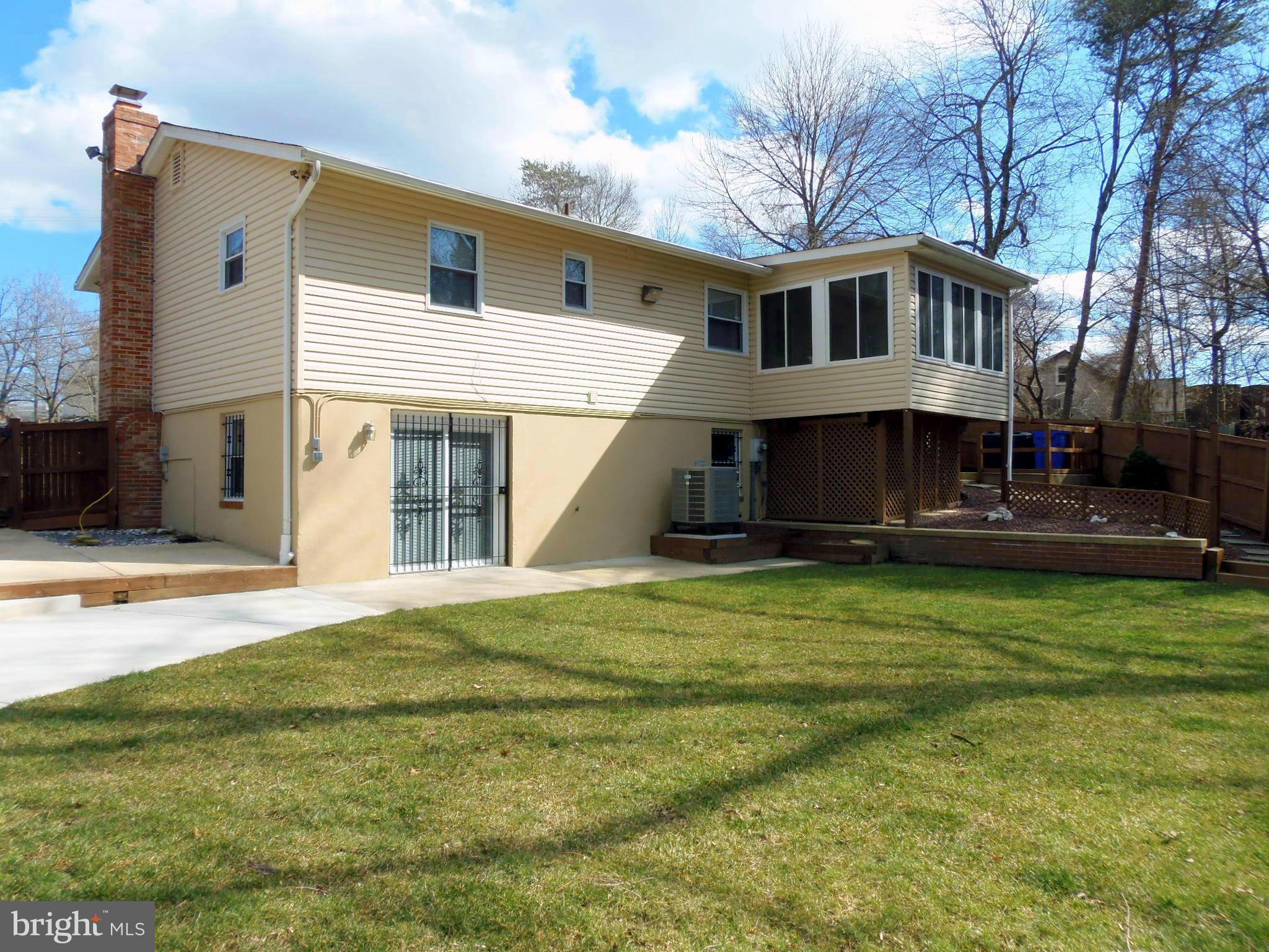 9560 North Laurel Road Laurel, MD 20723 - Photo 28 of 30 Exterior (Rear)
