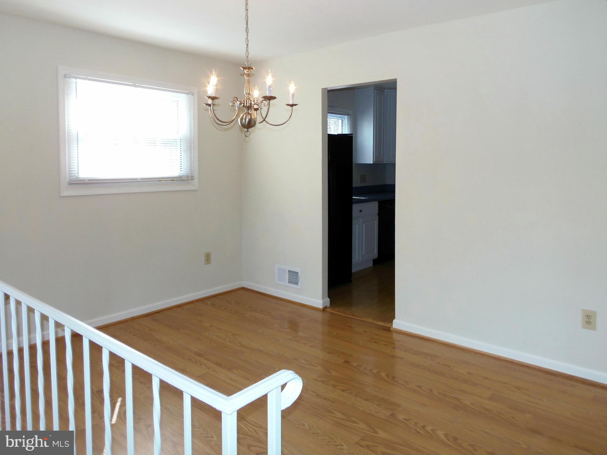 9560 North Laurel Road Laurel, MD 20723 - Photo 8 of 30 Dining Room