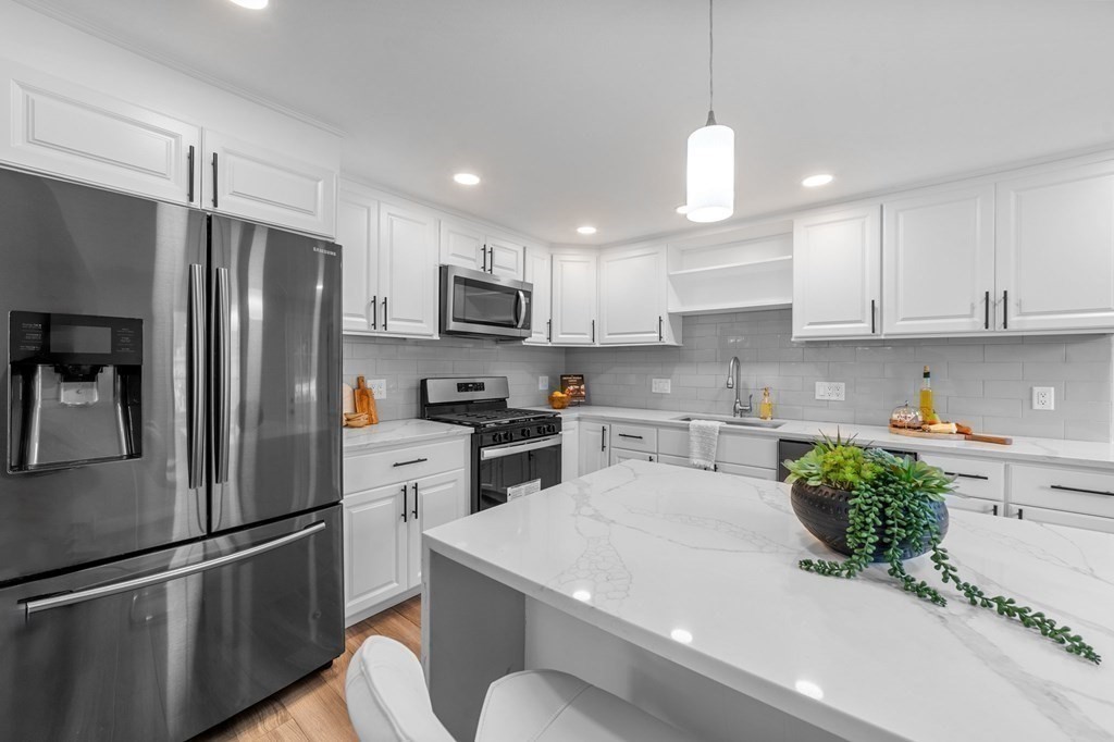 38 Wayside Lane Ashland, MA 01721 - Photo 14 of 40