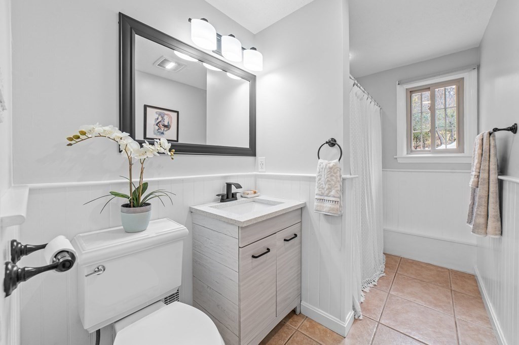 38 Wayside Lane Ashland, MA 01721 - Photo 29 of 40