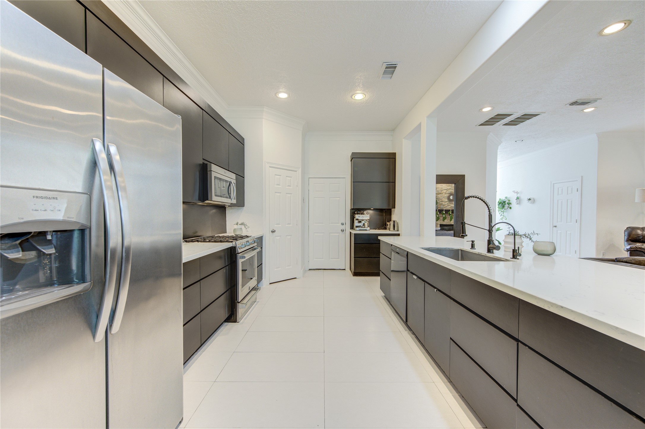 1419 Baldwin Square Lane Houston, TX 77077 - Photo 16 of 45