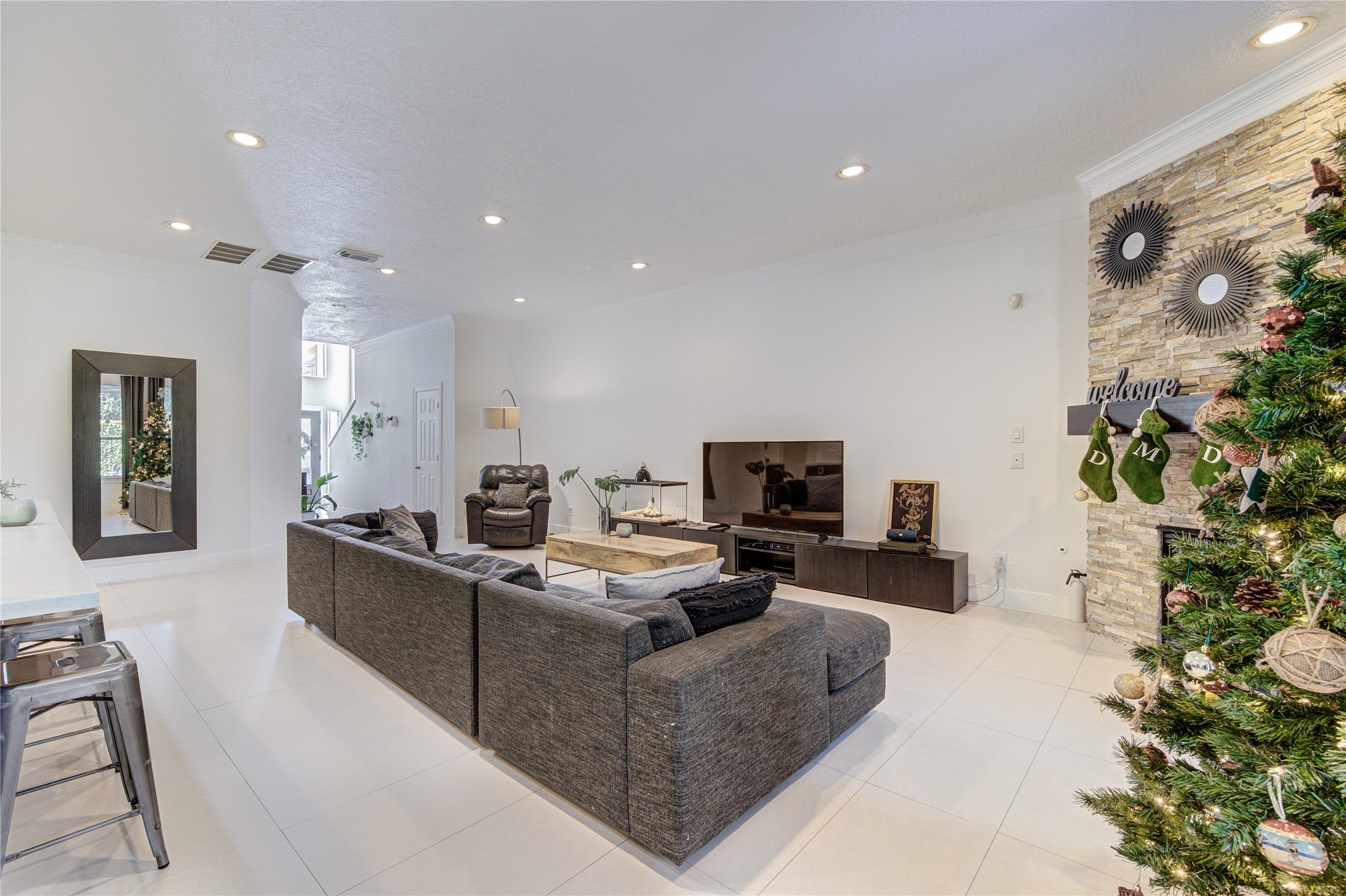 1419 Baldwin Square Lane Houston, TX 77077 - Photo 10 of 45