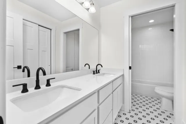 $994,000 | 43492 Cottisford Street, Novi, MI 48375