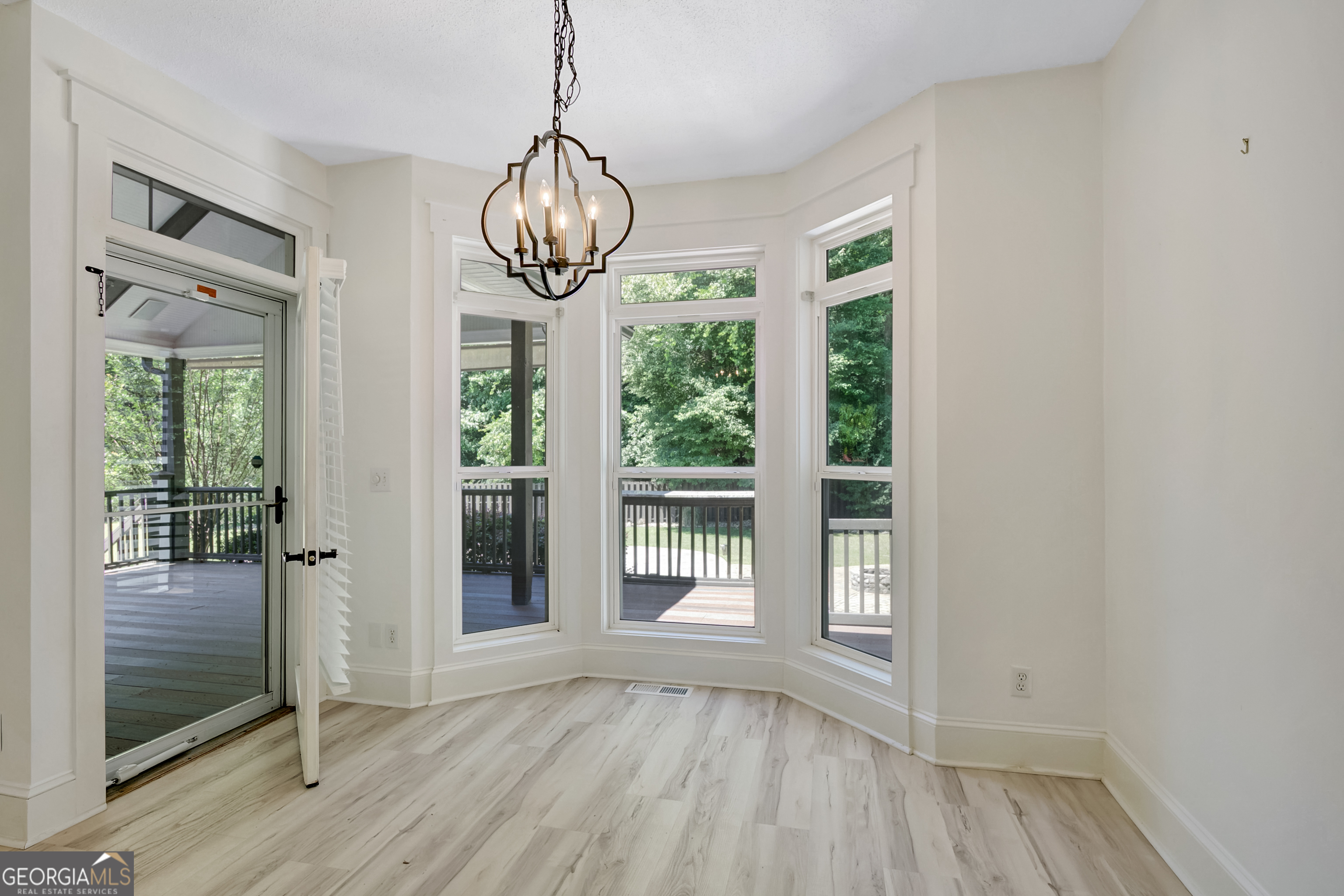 37 Forest Point Newnan, GA 30265 - Photo 20 of 53