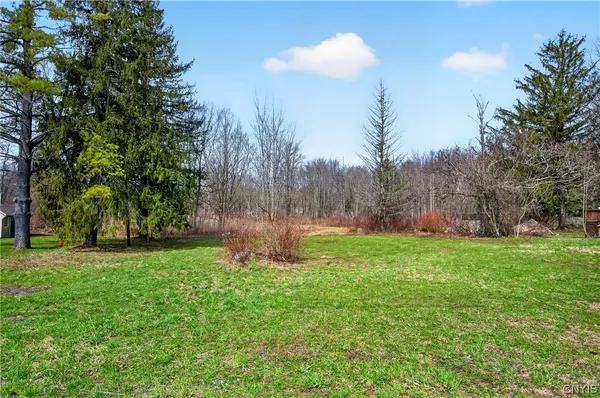 $25,000 | 18 Homestead Avenue, Schroeppel, NY 13135