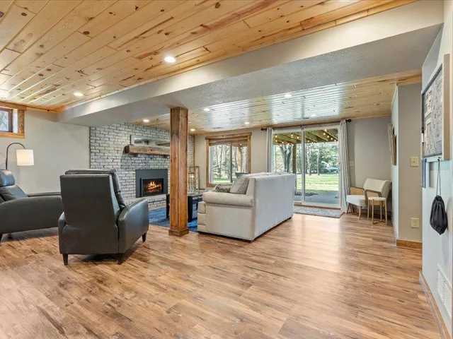 $1,269,000 | 33527 Anderson Court, Crosslake, MN 56442