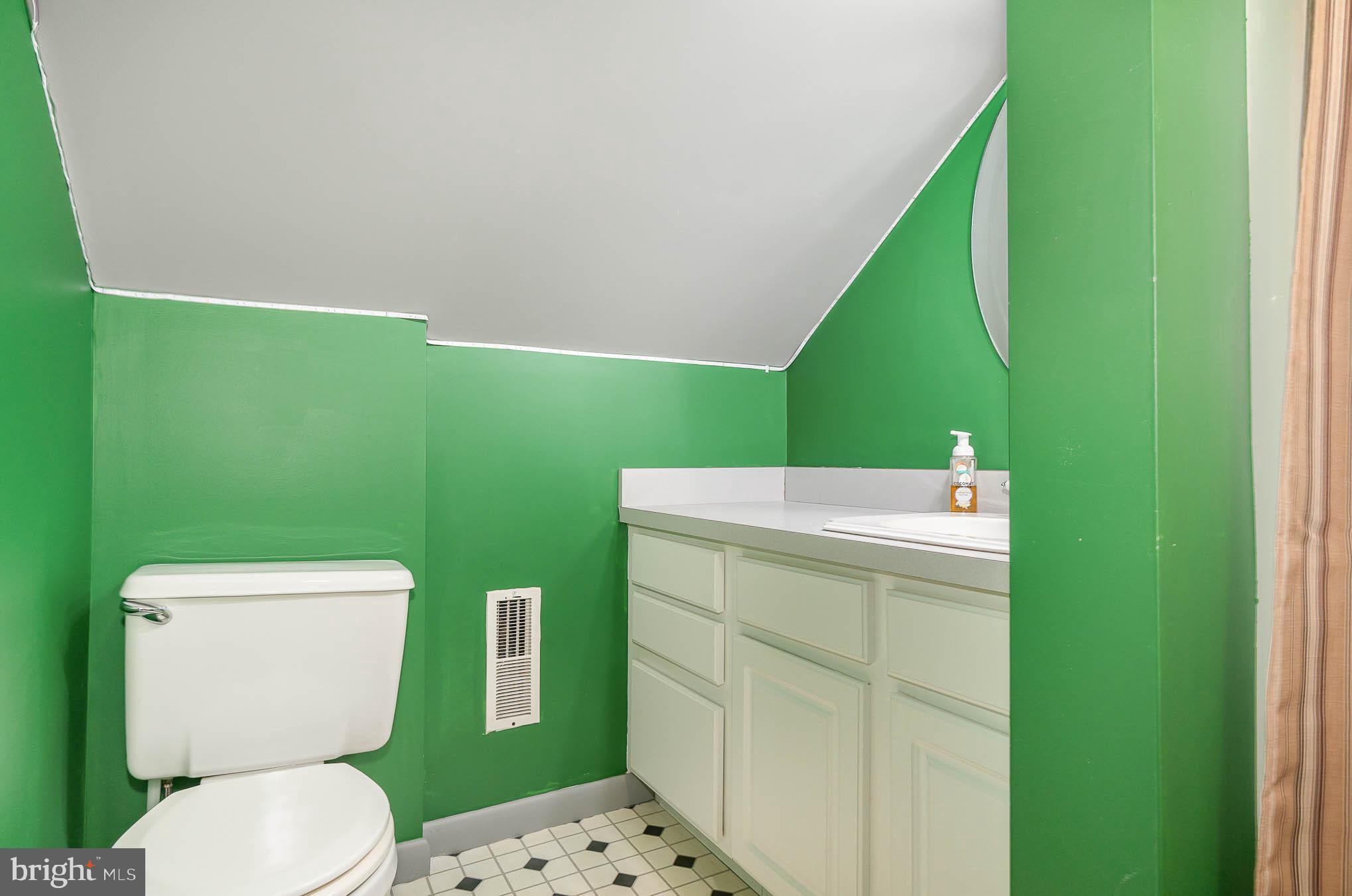 265 South Forney Avenue Hanover, PA 17331 - Photo 20 of 29 Gallery Image 20