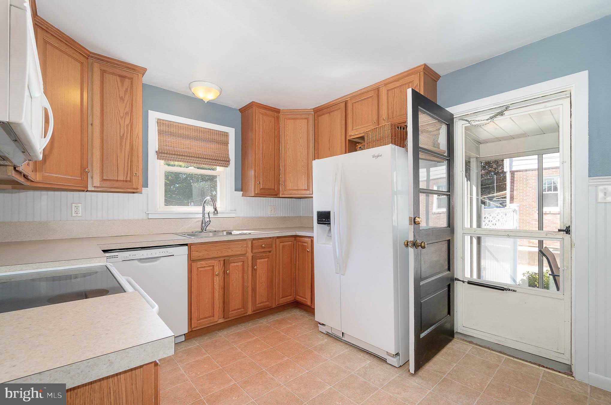 265 South Forney Avenue Hanover, PA 17331 - Photo 9 of 29 Gallery Image 9