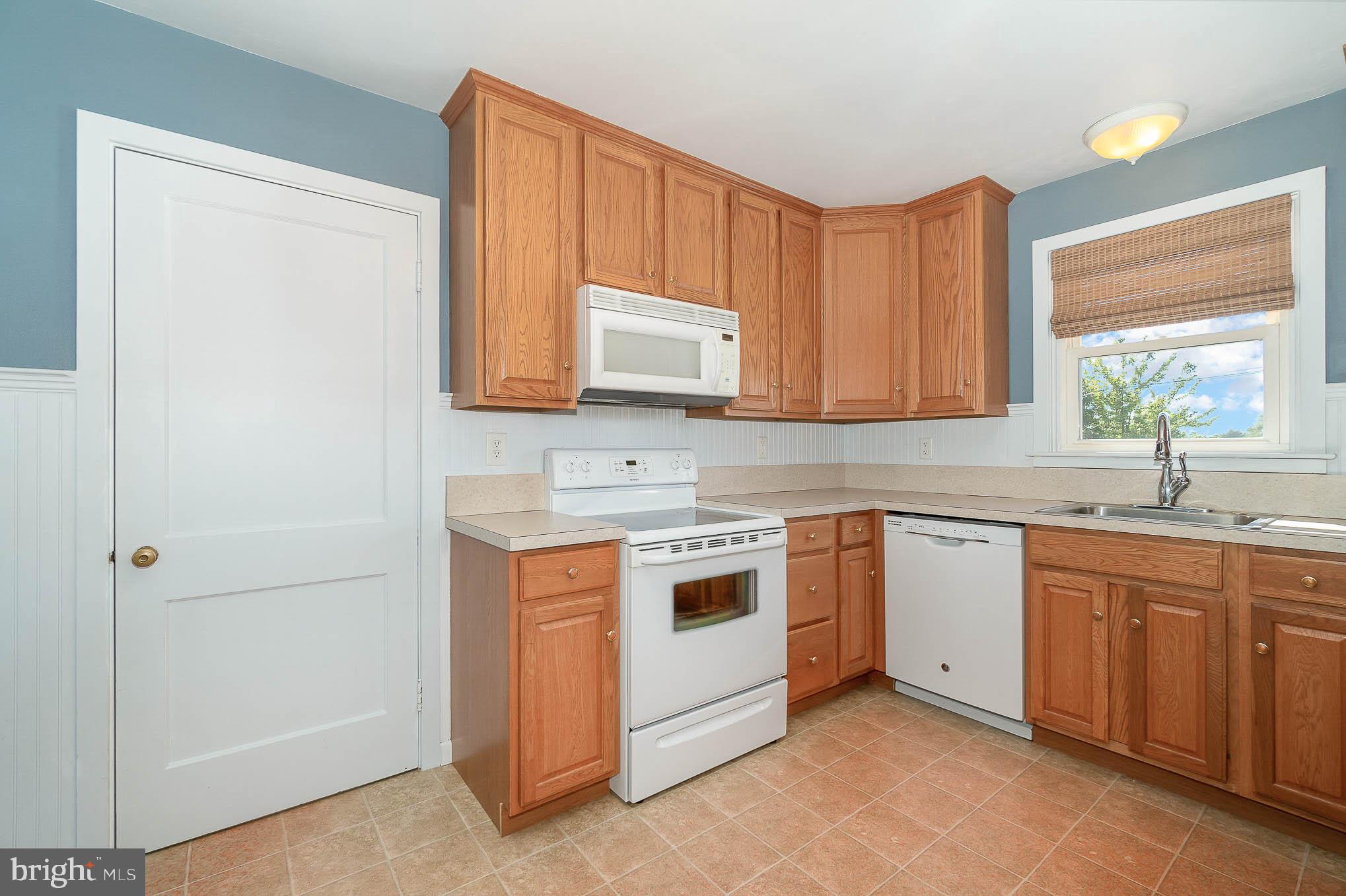 265 South Forney Avenue Hanover, PA 17331 - Photo 10 of 29 Gallery Image 10