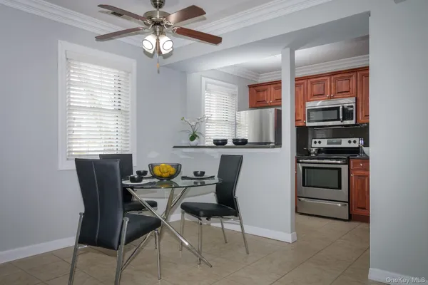 $2,130 | 82 Mainsail Drive, Unit 882, Patchogue, NY 11772