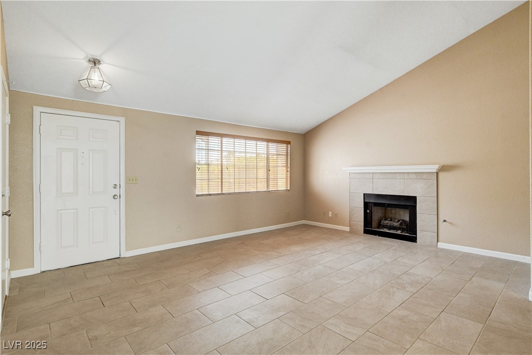 2824 Mayfair Avenue Henderson, NV 89074 - Photo 6 of 46