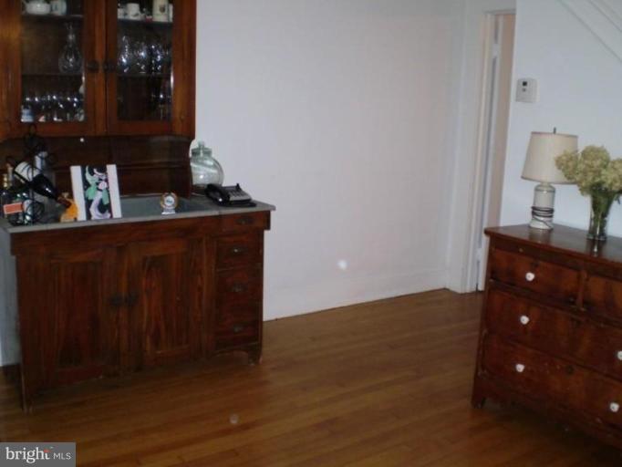 633 Deepdene Road Baltimore, MD 21210 - Photo 8 of 18 Living Room #2
