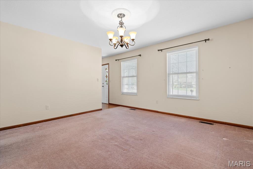 2420 Greenfield Court Belleville, IL 62221 - Photo 15 of 43