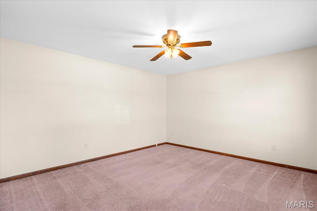 2420 Greenfield Court Belleville, IL 62221 - Photo 16 of 43