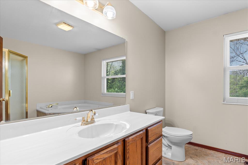 2420 Greenfield Court Belleville, IL 62221 - Photo 20 of 43