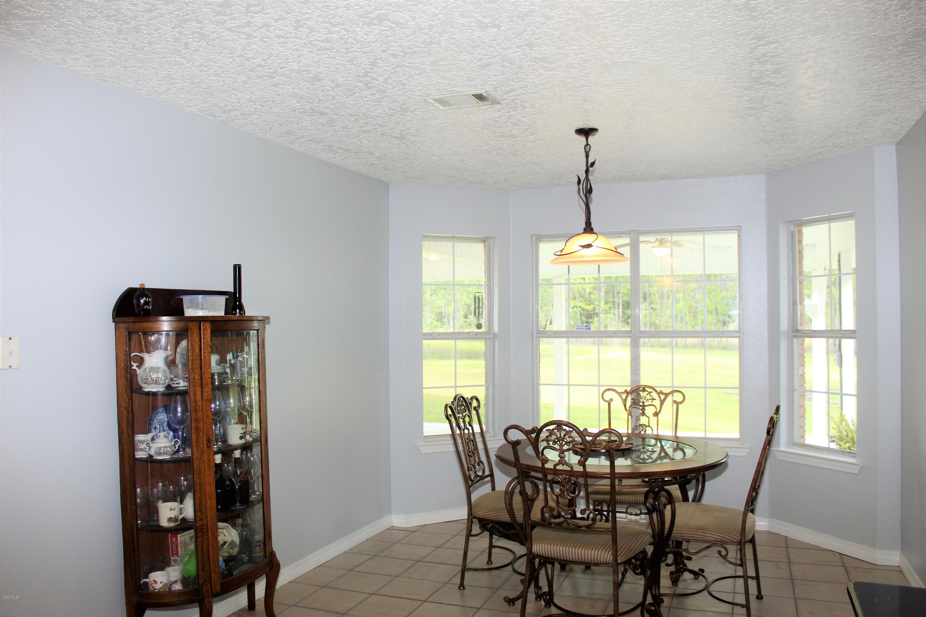 4016 Hurley Wade Road Moss Point, MS 39562 - Photo 13 of 33 IMG_0895