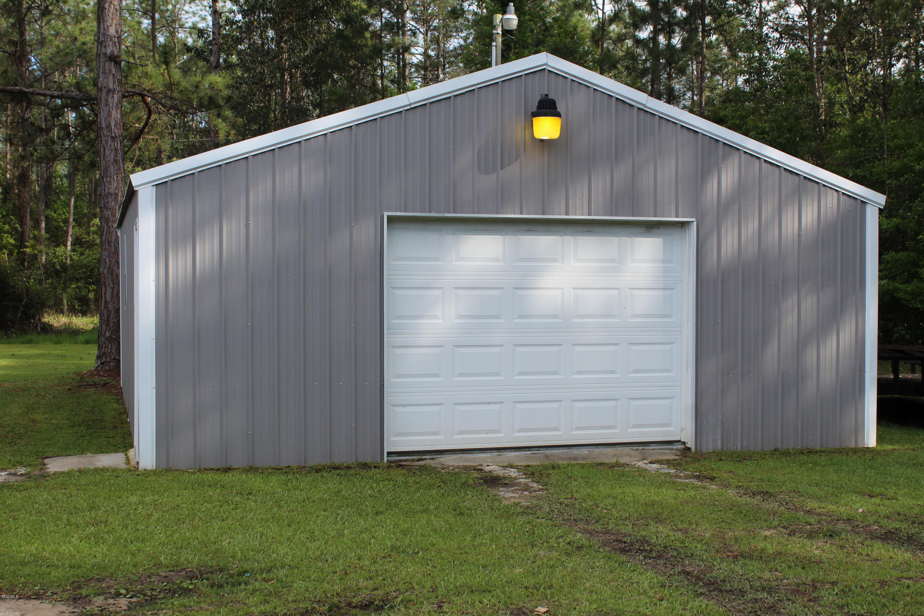 4016 Hurley Wade Road Moss Point, MS 39562 - Photo 24 of 33 IMG_0879