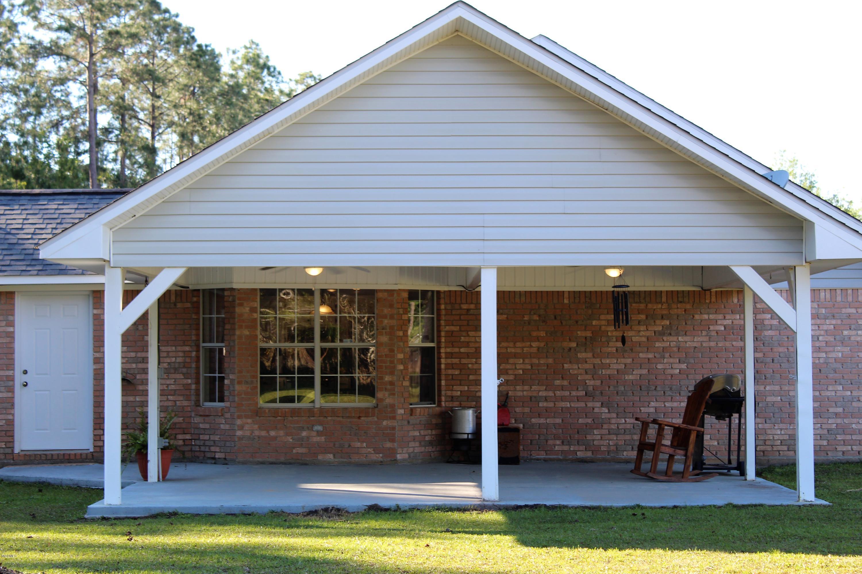 4016 Hurley Wade Road Moss Point, MS 39562 - Photo 30 of 33 IMG_0937