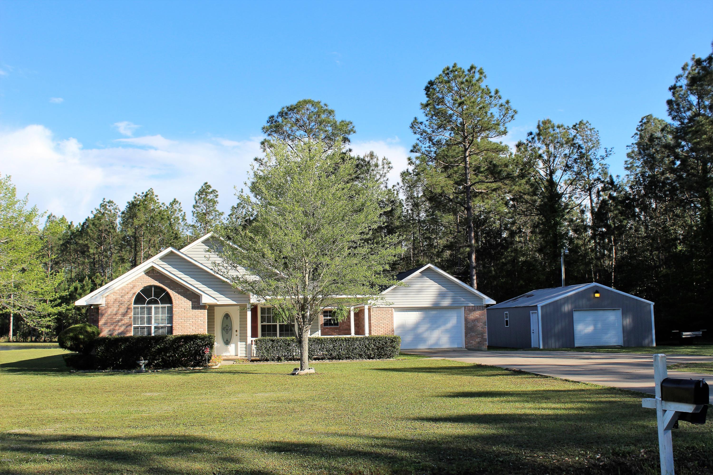 4016 Hurley Wade Road Moss Point, MS 39562 - Photo 4 of 33 IMG_0927