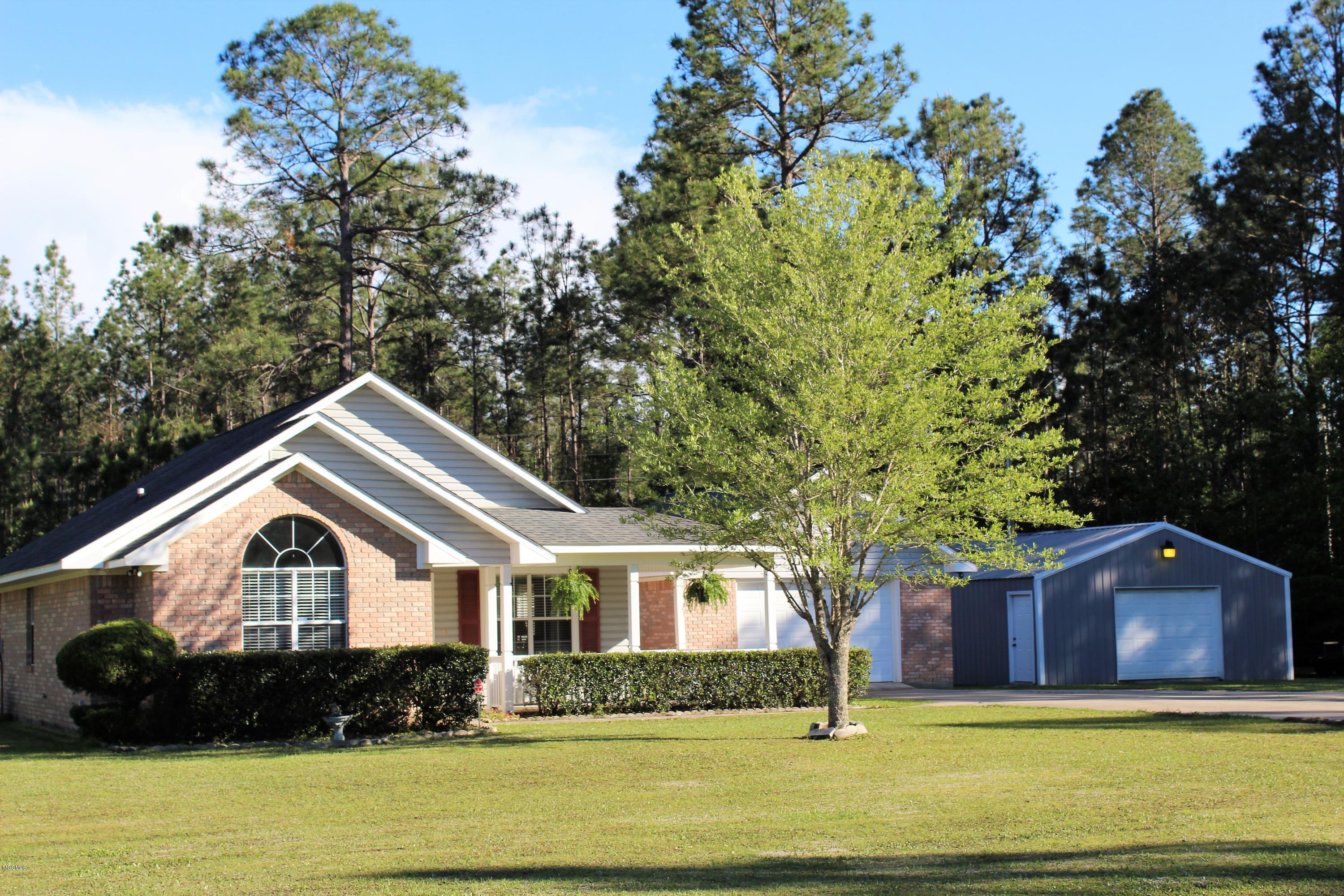 4016 Hurley Wade Road Moss Point, MS 39562 - Photo 5 of 33 IMG_0930