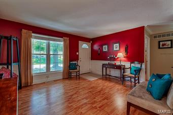 5823 Rabbit Run Drive St. Louis, MO 63129 - Photo 5 of 37 Gallery Image 5