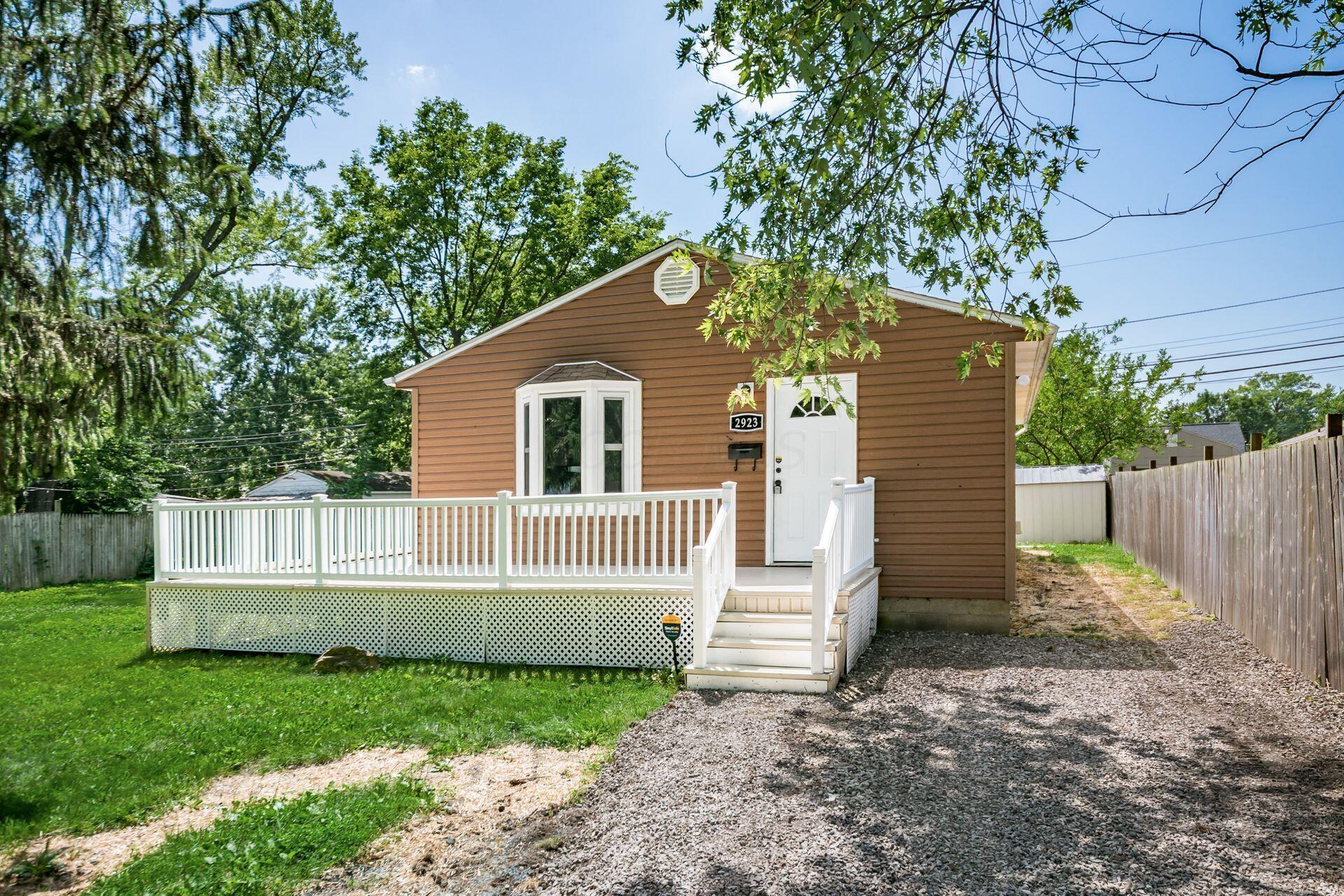 2923 Howey Road Columbus, OH 43224 - Photo 2 of 25 001_ Rd Columbus OH 43224 USA