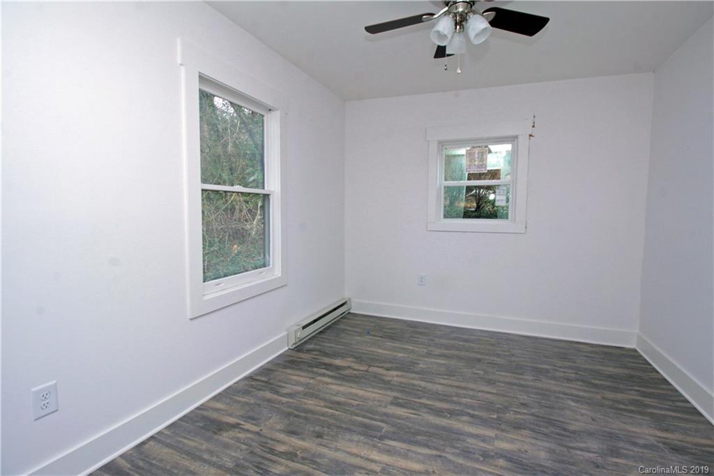 118 Illahee Road Brevard, NC 28712 - Photo 10 of 15 Gallery Image 10