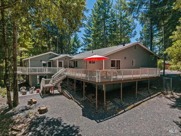 $479,000 | 25843 Bear Lane, Willits, CA 95490