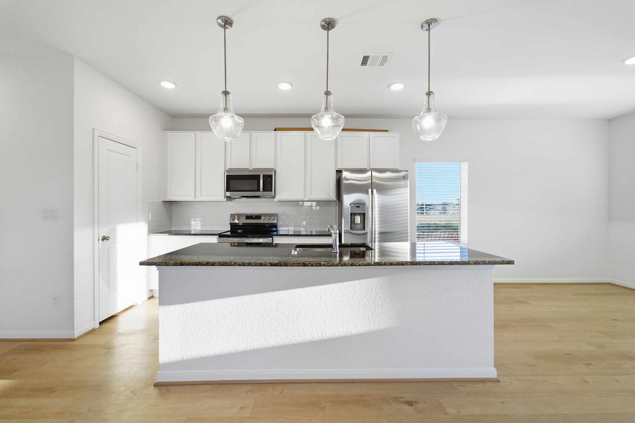 112 Vandervoort Way Jarrell, TX 76537 - Photo 16 of 28